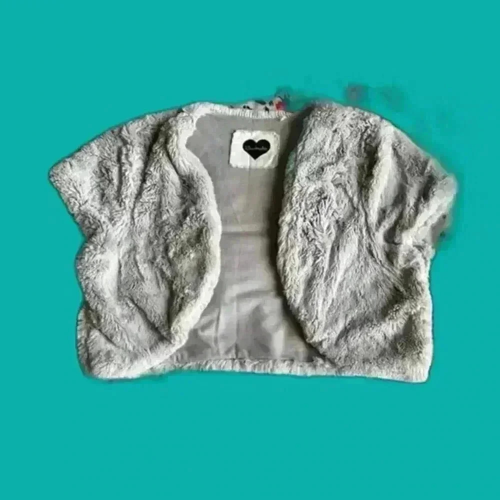 Soulmates <3‎ Faux Fur Crop Vest Light Grey Jr. Size XL